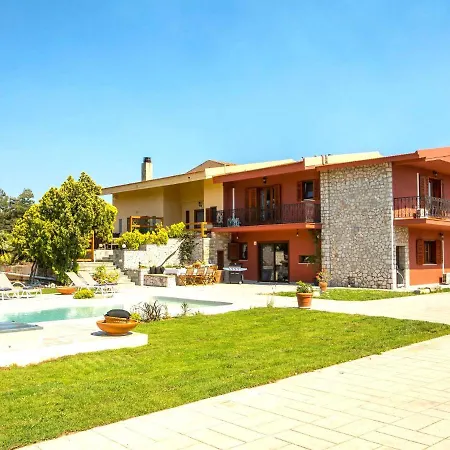 Spacious Holiday With Shared Pool On The Island Of Rhodes *
