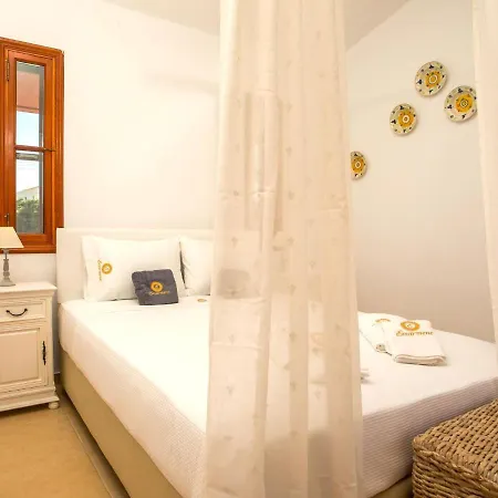 別荘 Spacious Holiday With Shared Pool On The Island Of Rhodes