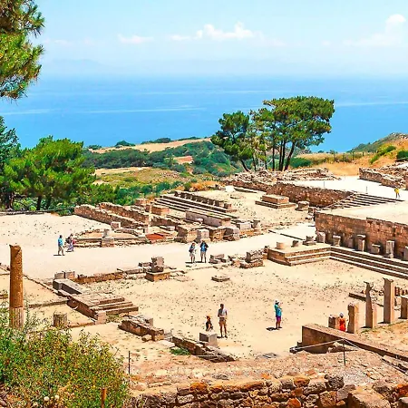 Spacious Holiday With Shared Pool On The Island Of Rhodes *